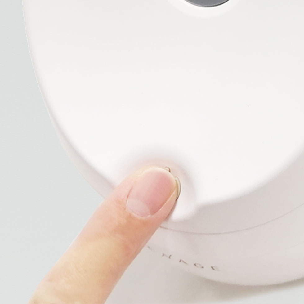 エナージュフェイススチーマーKBE-1530　ENAGE エナージュ　電源ボタンを音がするまで押す