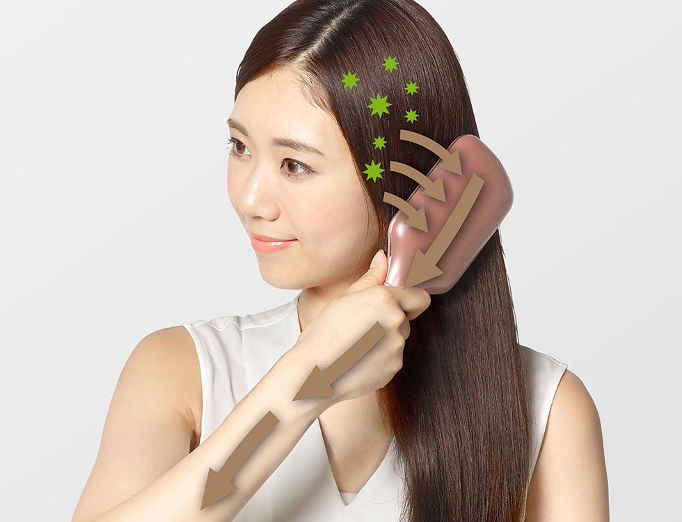 ポールアンドジョー リセットブラシ 静電気抑制