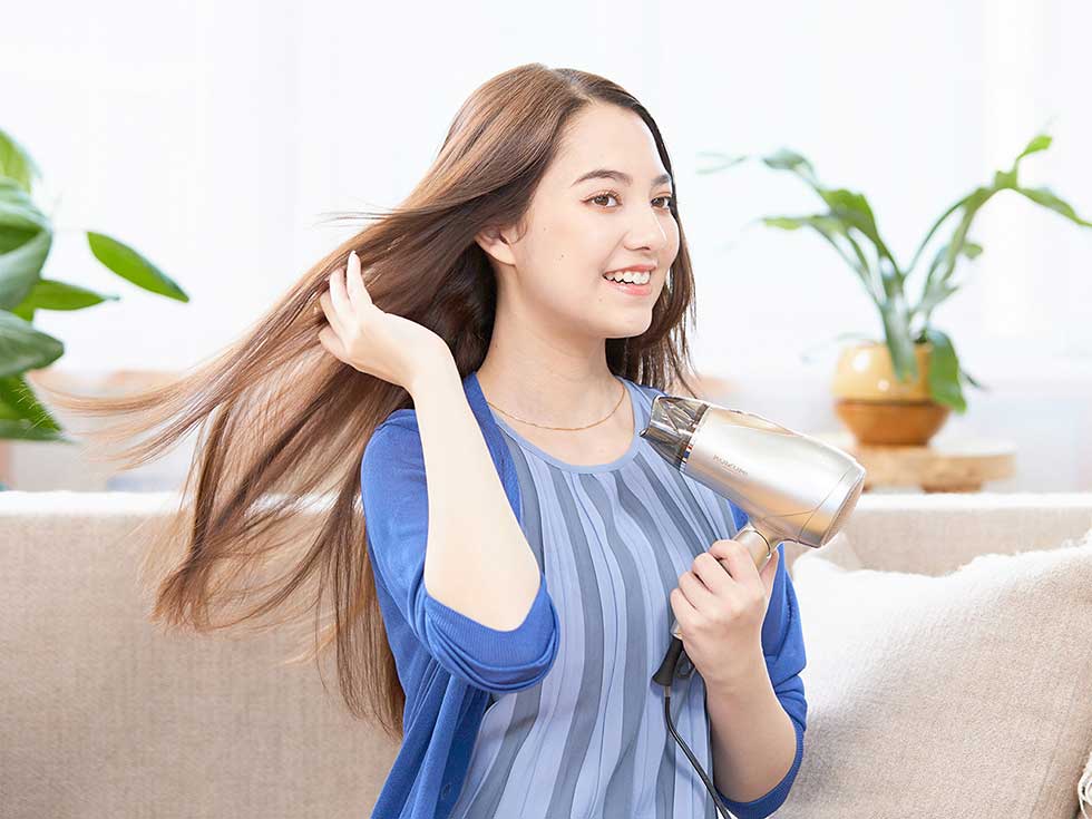 マイナスイオンヘアドライヤー海外兼用KDD-0020