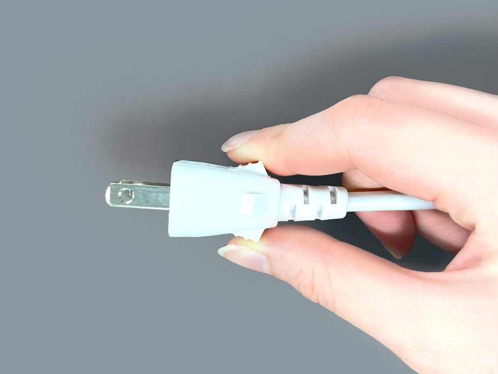 コンセント部分も握りやすいグリップ付