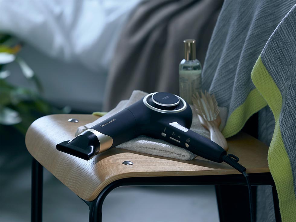 乾かしながらうるおうハイパワードライヤー