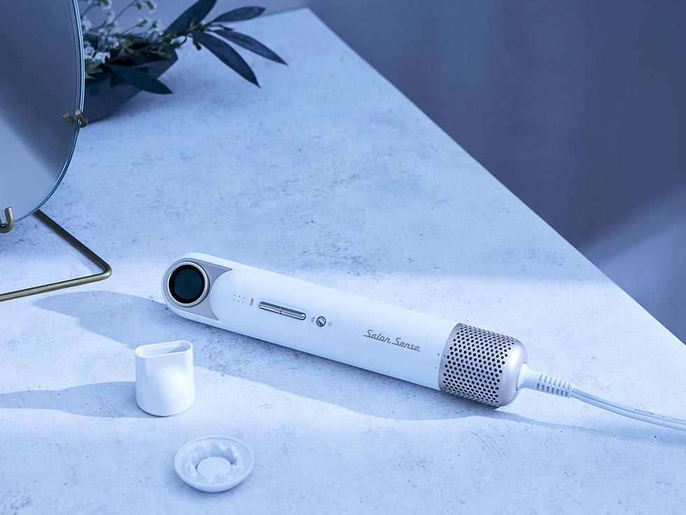 サロンセンス イオンバランスドライヤー KHD-9570 軽くて持ちやすい！