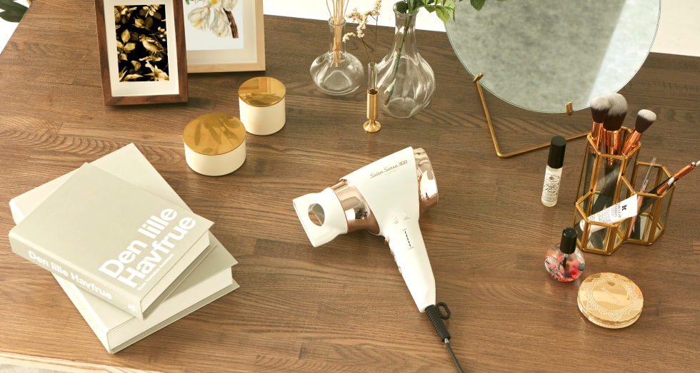 サロンセンス300 イオンバランスドライヤー KHD-9940 サロンイメージ2