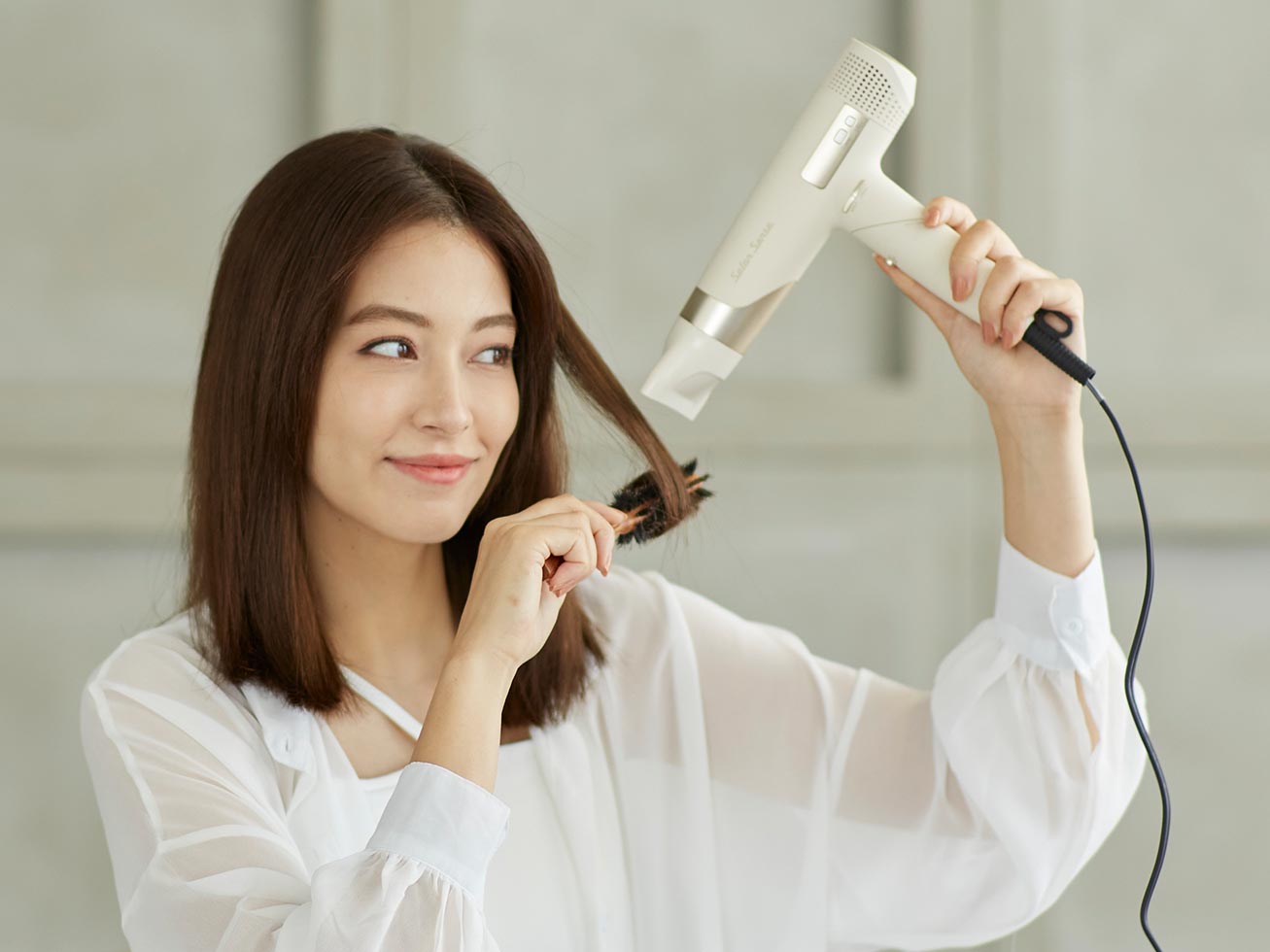 サロンセンス イオンバランスドライヤー KHD-9970 温冷自動切替モードの使い方