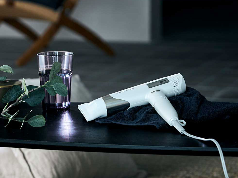 サロンセンス イオンバランスドライヤー KHD-9971 折りたたみ収納