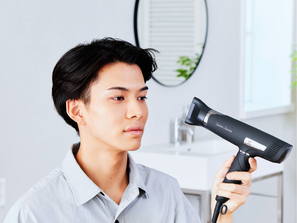 サロンセンス ハイスピードイオンバランスドライヤー KHD-B500 軽くて持ちやすい！