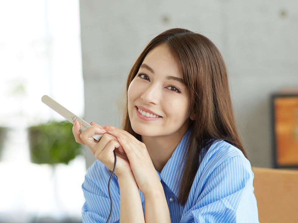 KHS-8550 ヘアアイロン 手のひらサイズ