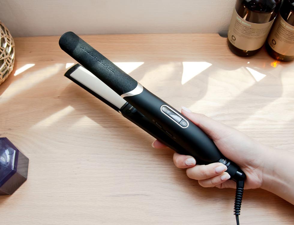 サロンセンス ストレートアイロン KHS-8770 軽くて持ちやすい！