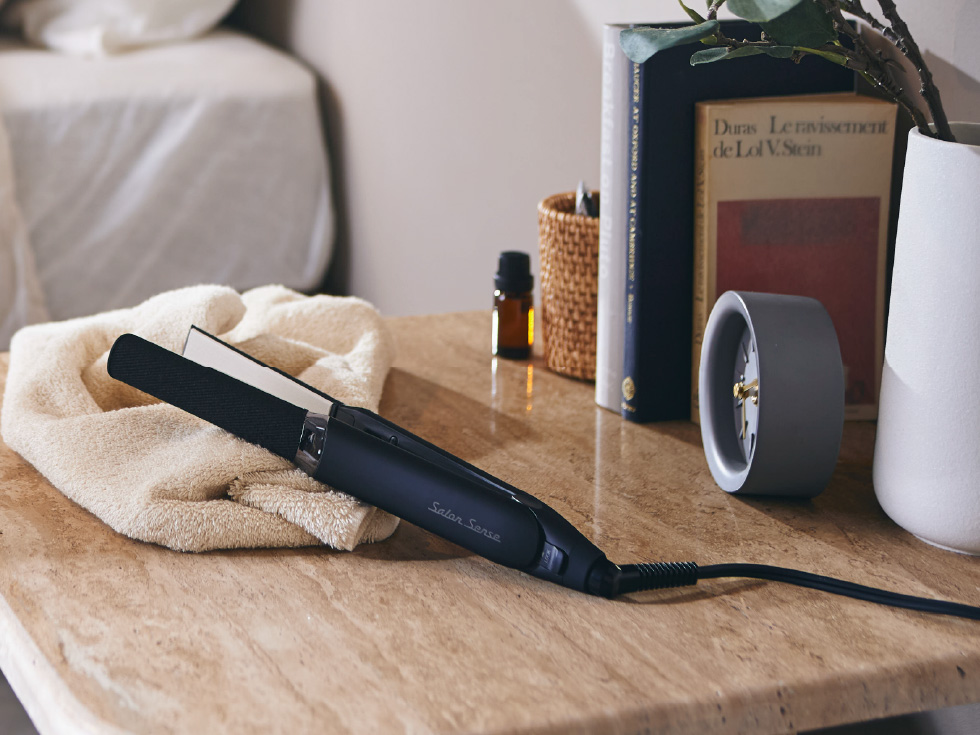 サロンセンス ストレートアイロン KHS-8780 軽くて持ちやすい！