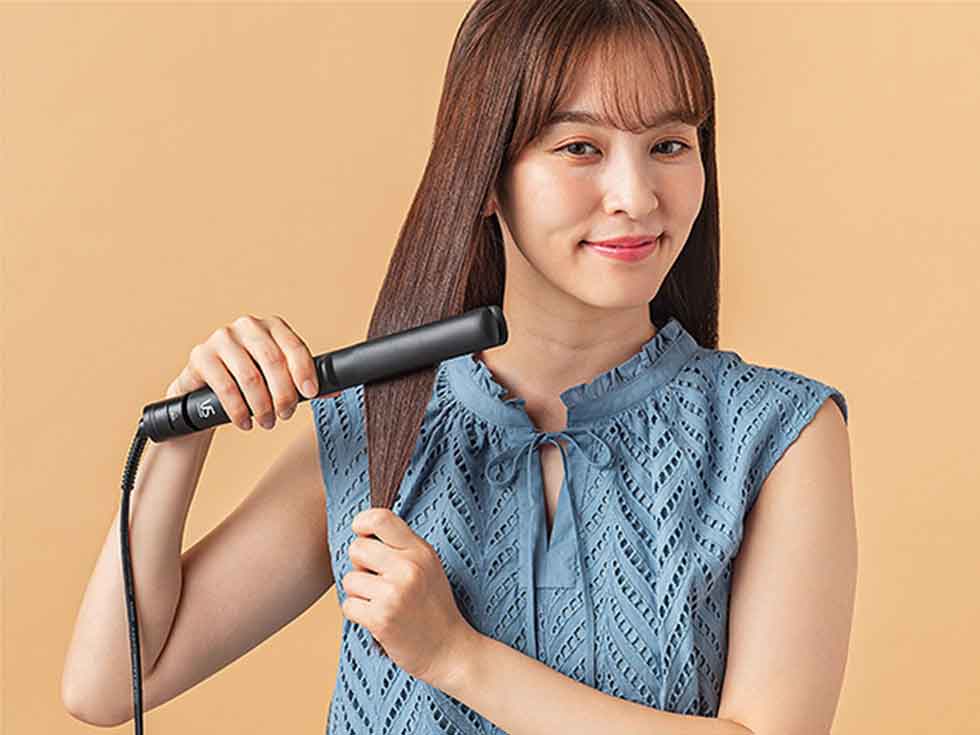 ヴィダルサスーン VSI-1024最高温度約200℃で、美しいヘアスタイルをしっかりとキープ。