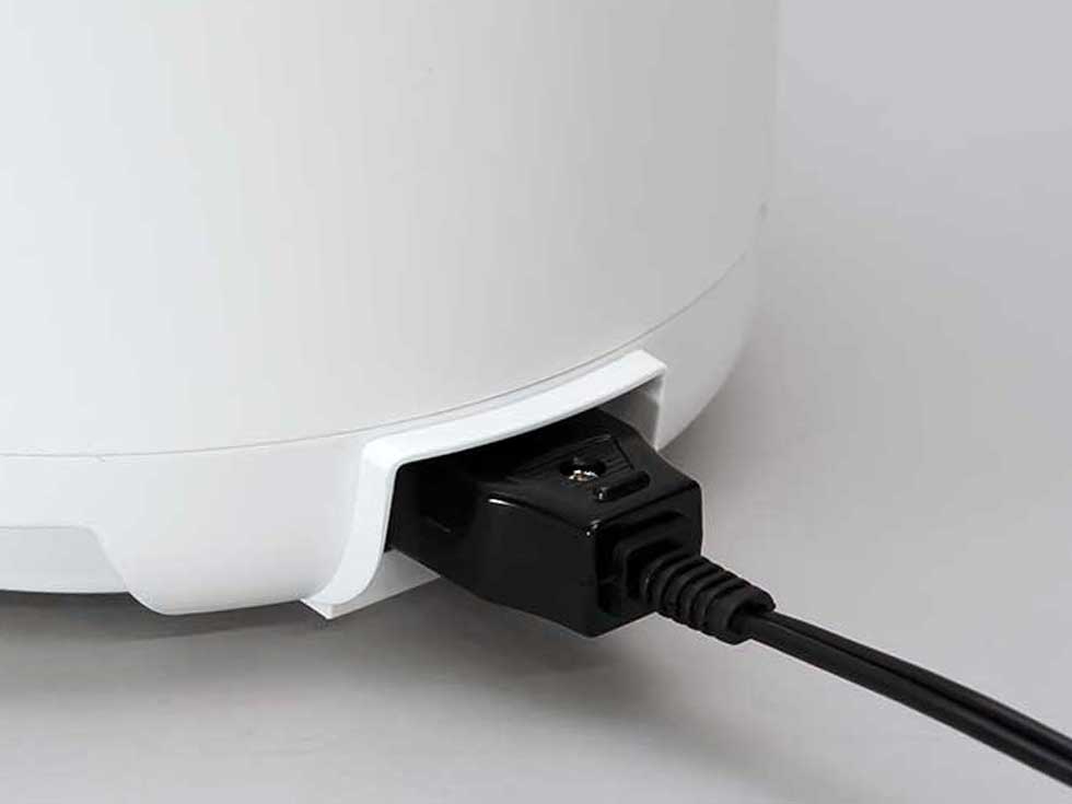 マグネットコードでサッと取り外し