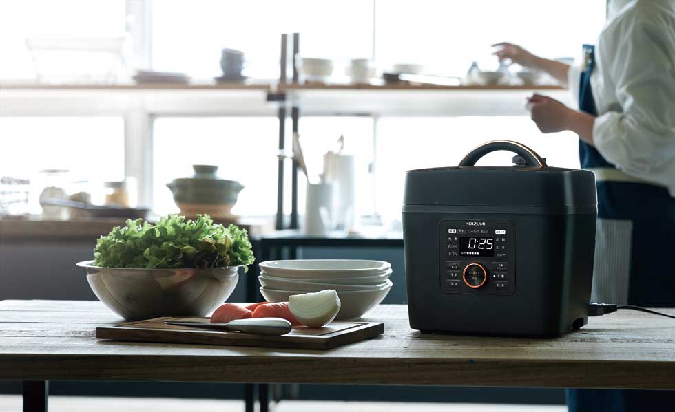 スロークック＆煮込み機能搭載で調理の幅が広がるマイコン電気圧力鍋 KSC-3502