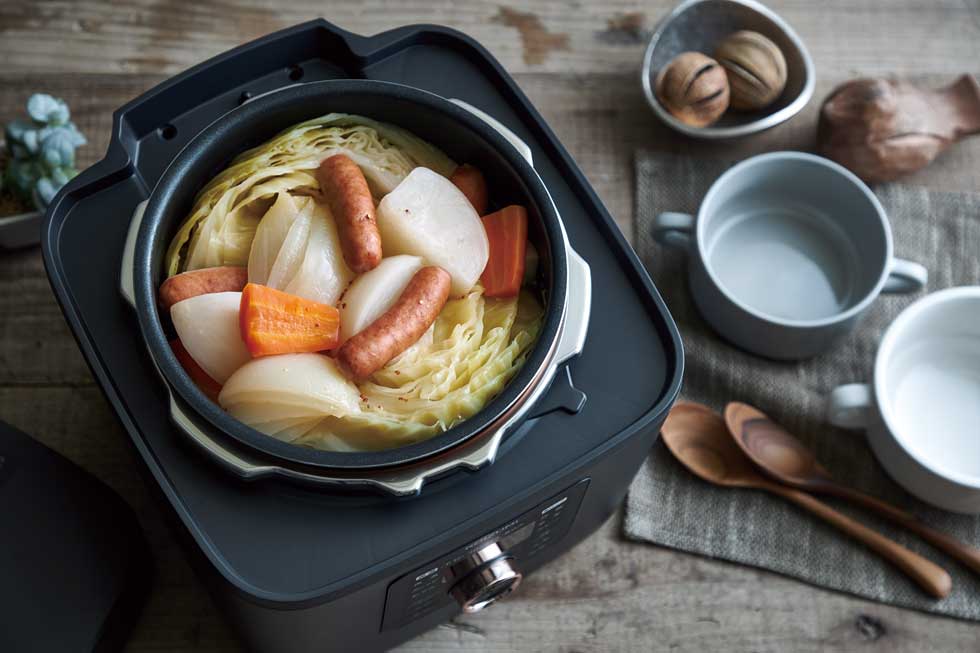 スロークック＆煮込み機能搭載で調理の幅が広がるマイコン電気圧力鍋 KSC-3502