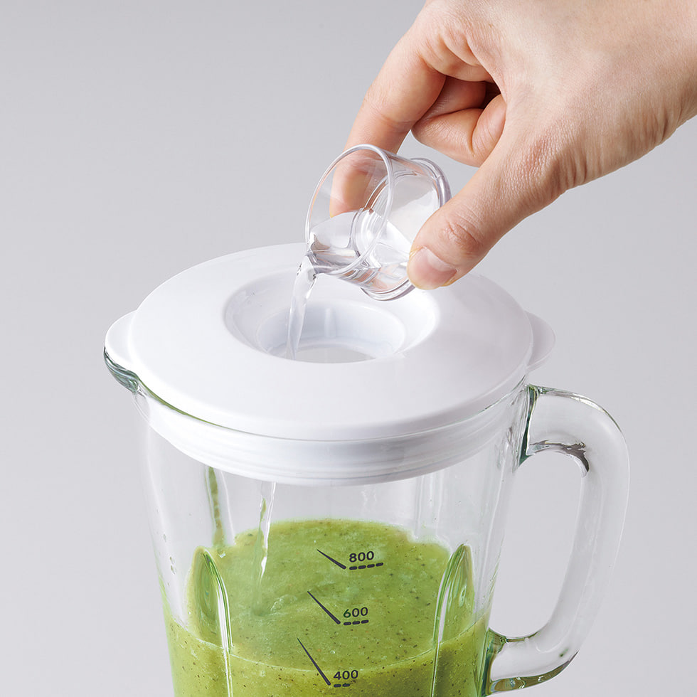 計量カップになる内フタ