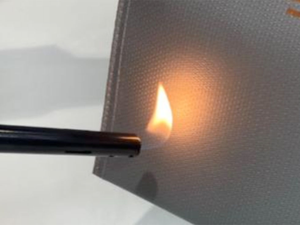 KSB-2301 安全を第一に考えたバッテリーケース