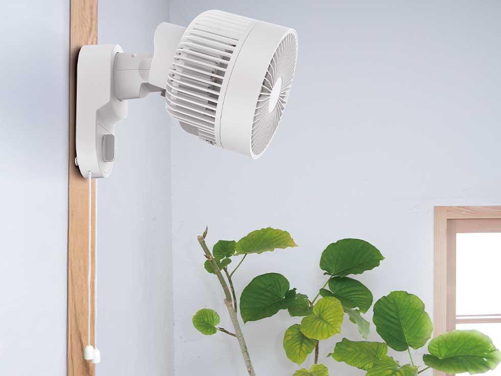 壁掛けサーキュレーター KCF-1557 設置イメージ