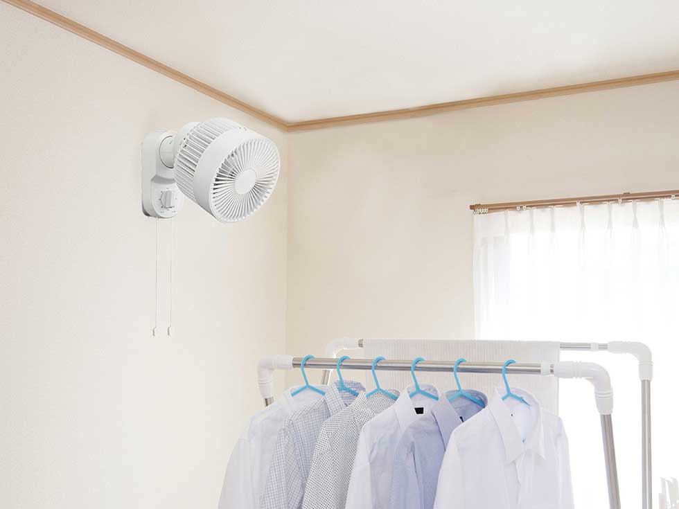 壁掛けサーキュレーター KCF-1557 設置イメージ