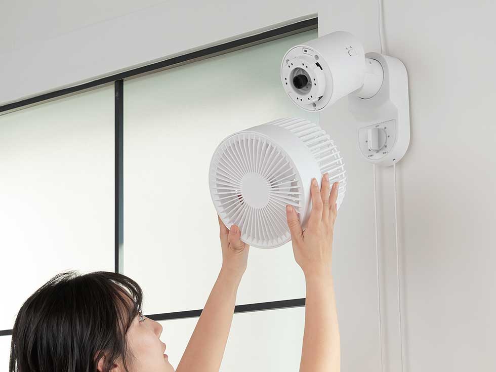 壁掛けサーキュレーター kcf1556