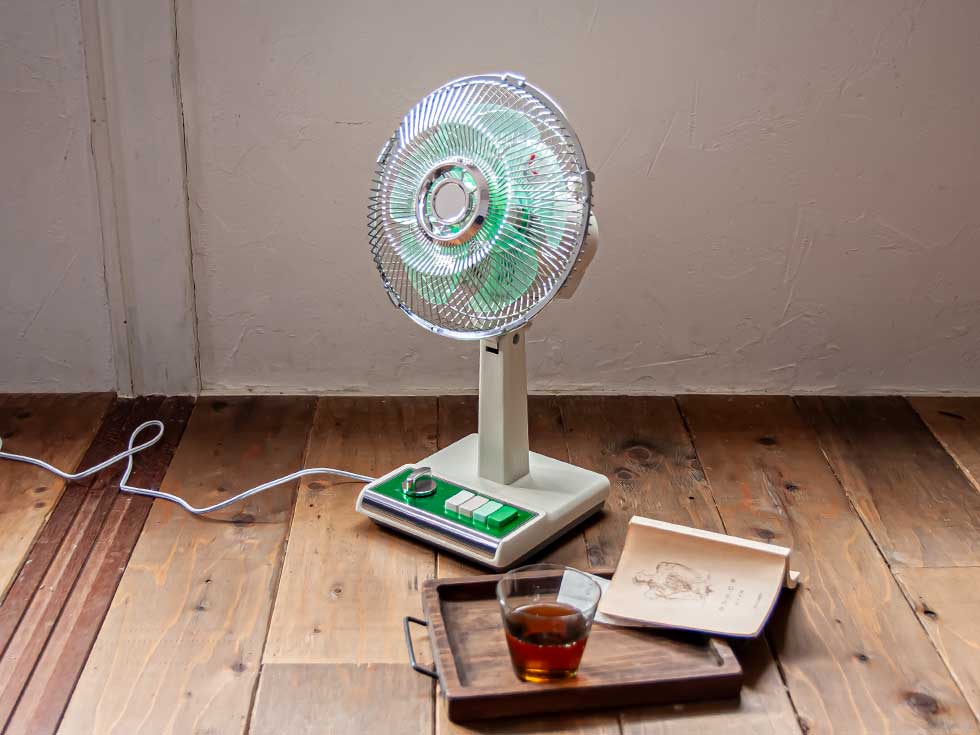 レトロデザインミニ扇風機KLF-2057 | コイズミオンラインショップ