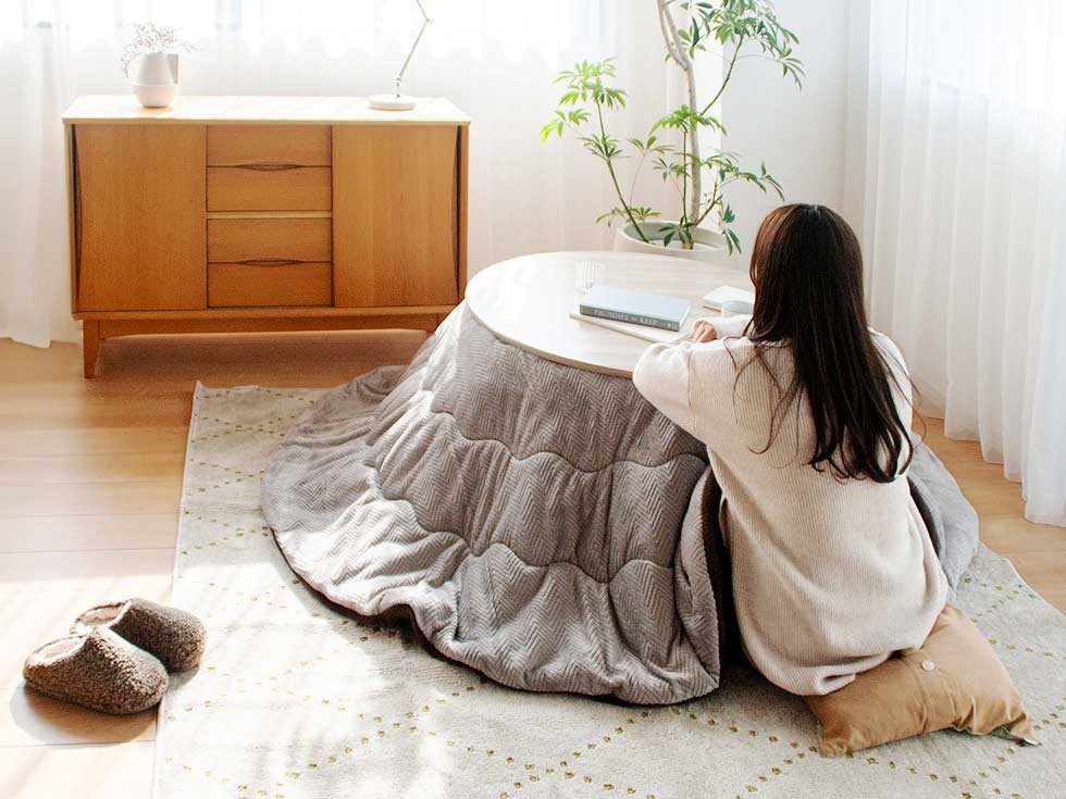 巣ごもりにぴったりな<br>華奢こたつ、できました