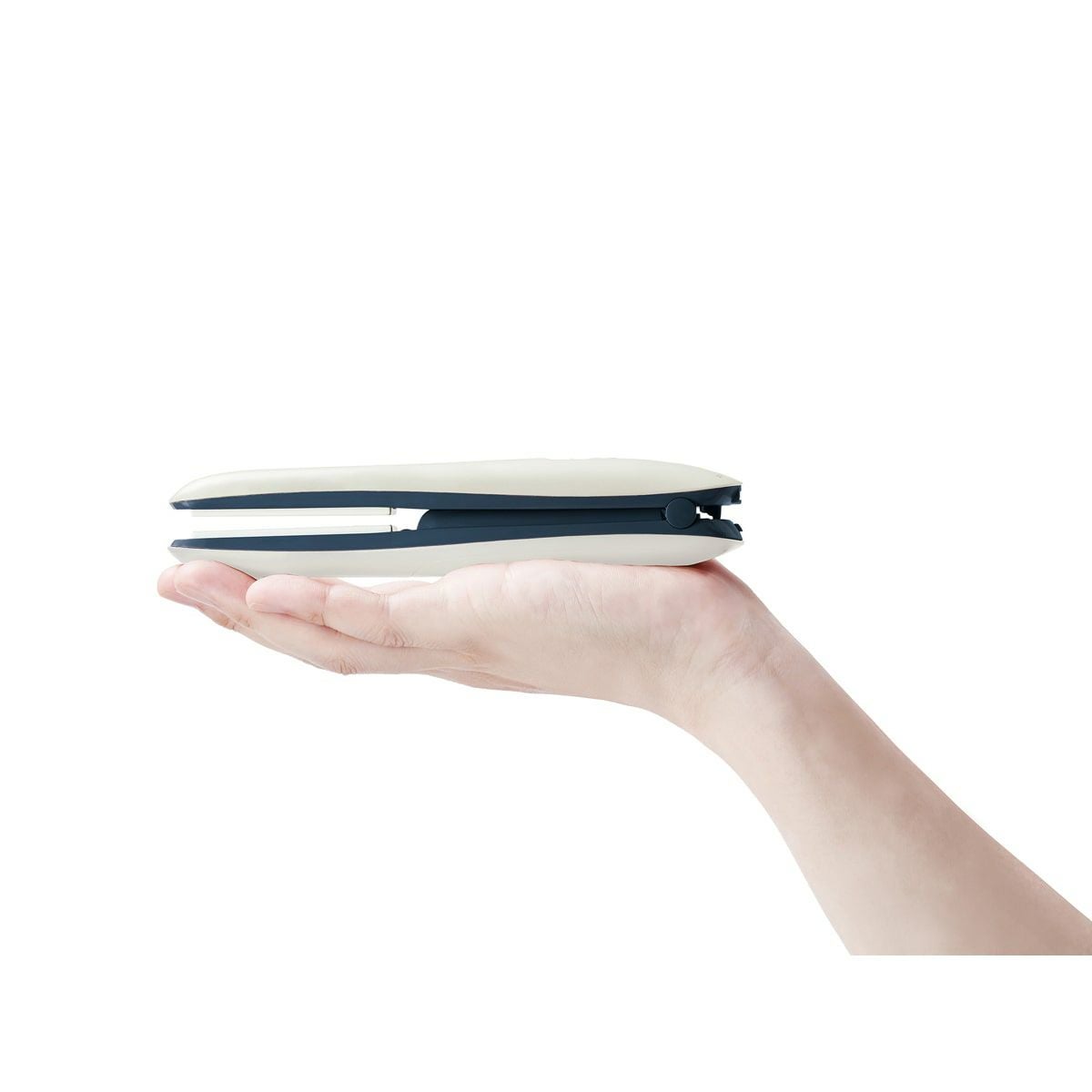販売終了】コードレスストレートアイロンKHS-8620 | コイズミ
