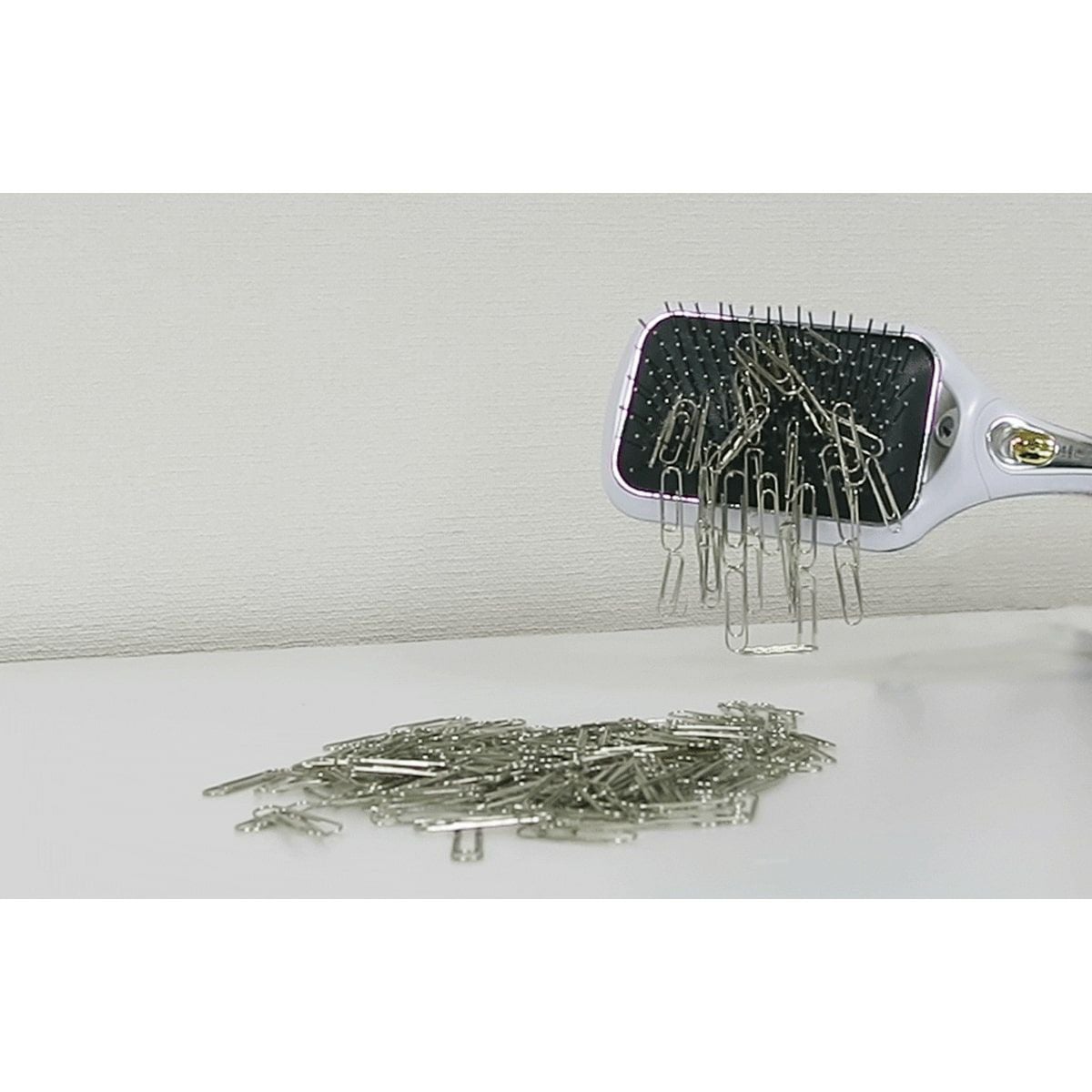 販売終了】マイナスイオンリセットブラシKBE-2400 | コイズミ