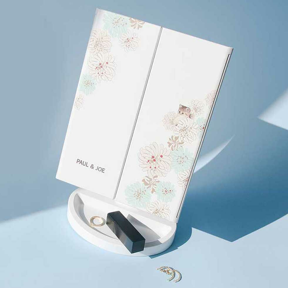 ポール&ジョー PAUL & JOE (ポール＆ジョー)LED三面ミラーKBE-3260 | コイズミ