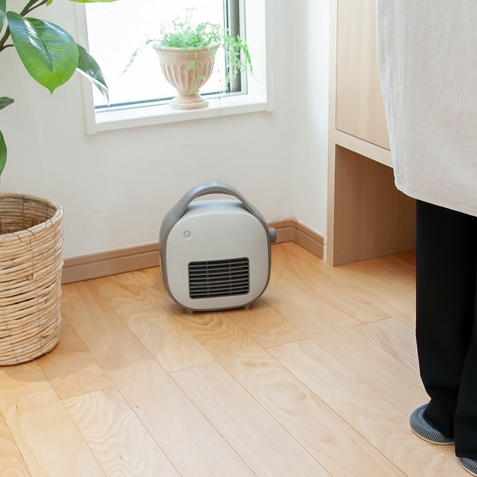 販売終了】小型セラミックヒーターKPH-0631 | コイズミオンラインショップ