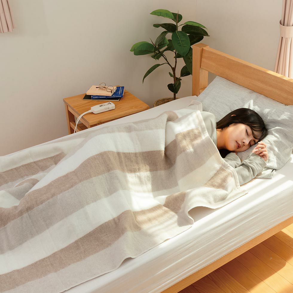 000000001345-05.jpg?size=l&w=