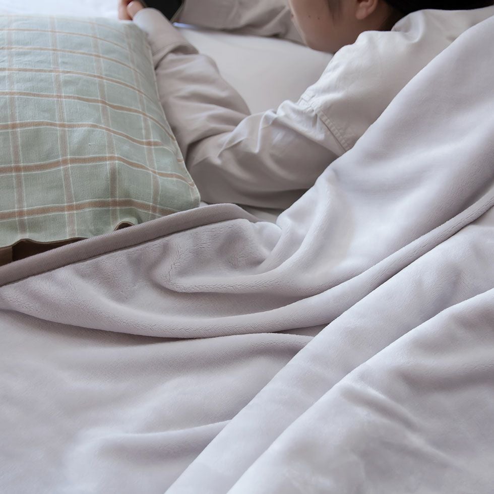 ここちよい電気毛布（掛け敷き）188x120cmKDK-75230 | コイズミ