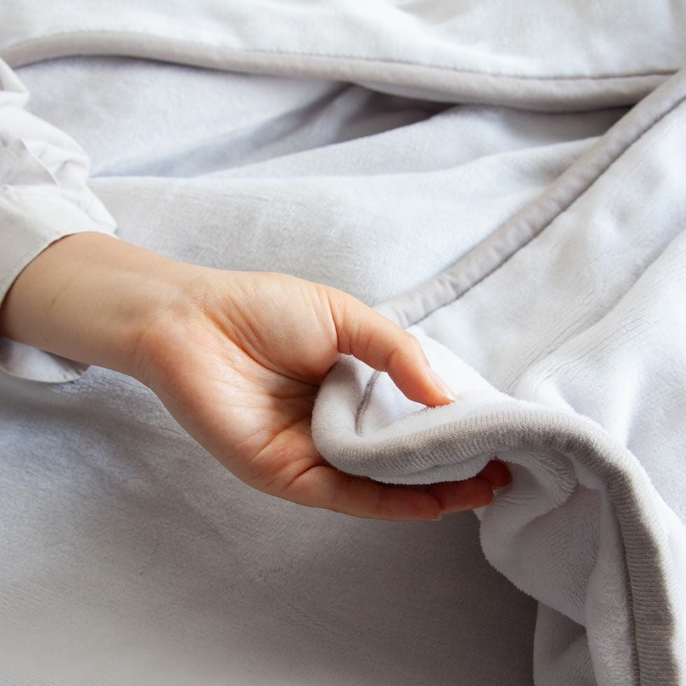 ここちよい電気毛布（掛け敷き）188x120cmKDK-75230 | コイズミ