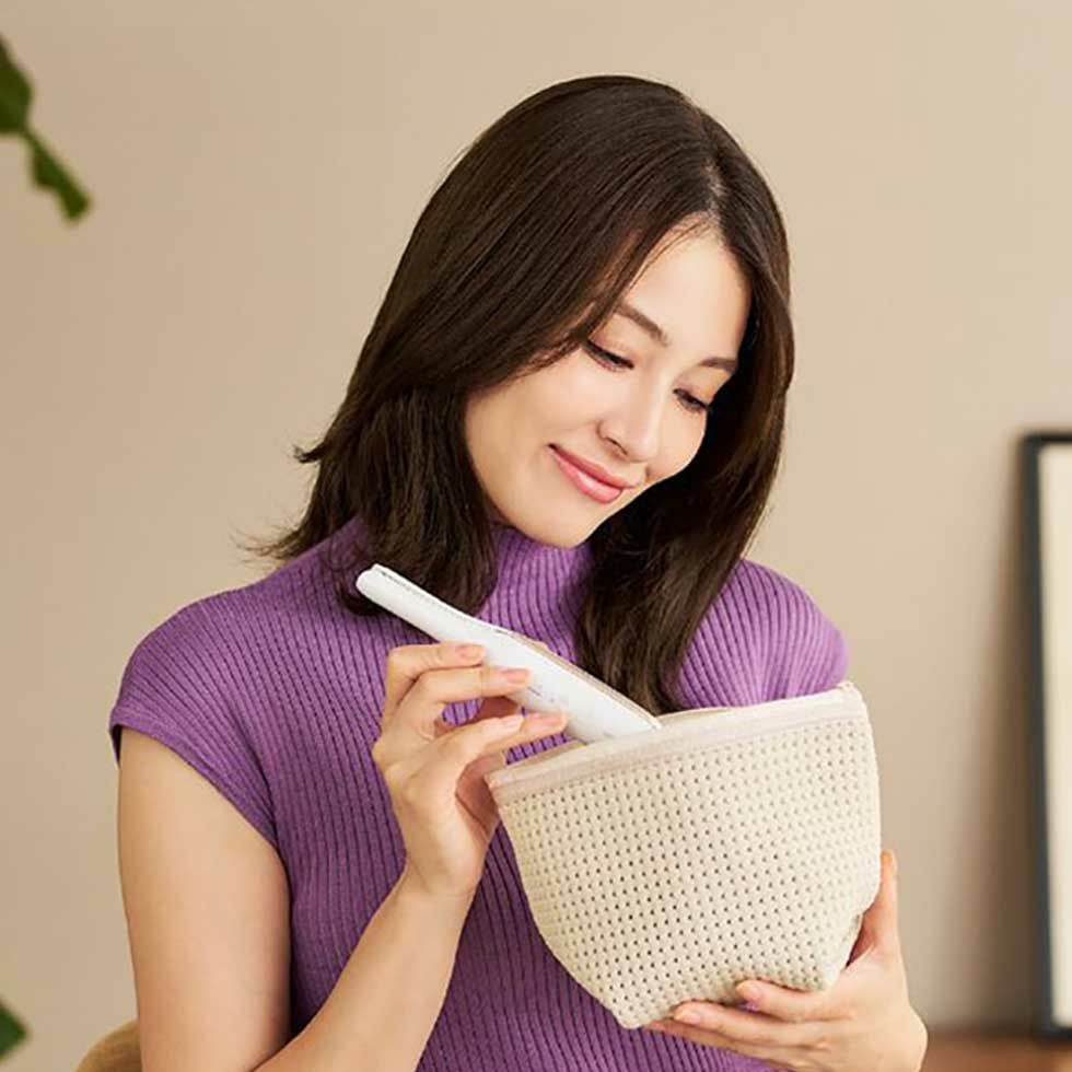 コードレスストレートアイロンスリムプレートKHS-8650 | コイズミ