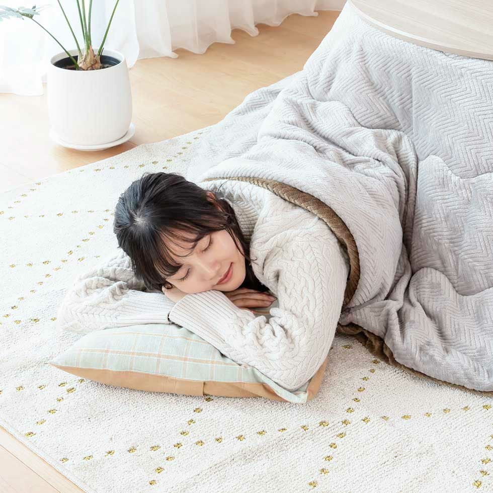 【美品】厚掛けコタツ布団 日本製 円形 210cm リバーシブルこたつ掛布団（丸型）直径210cm 円形322R210 | コイズミ