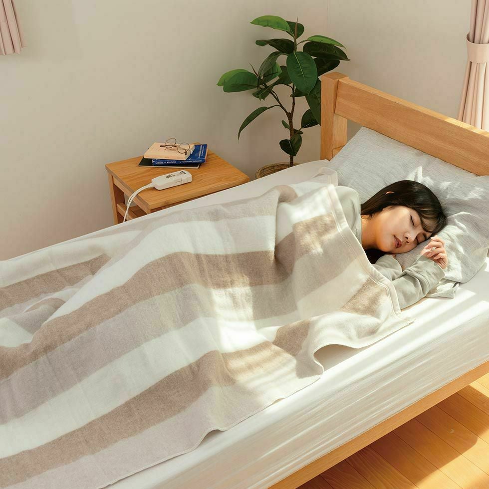 000000001897-05.jpg?size=l&w=