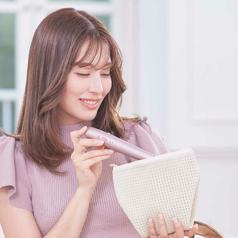 コードレスストレートアイロンKHS-8660 | コイズミオンラインショップ