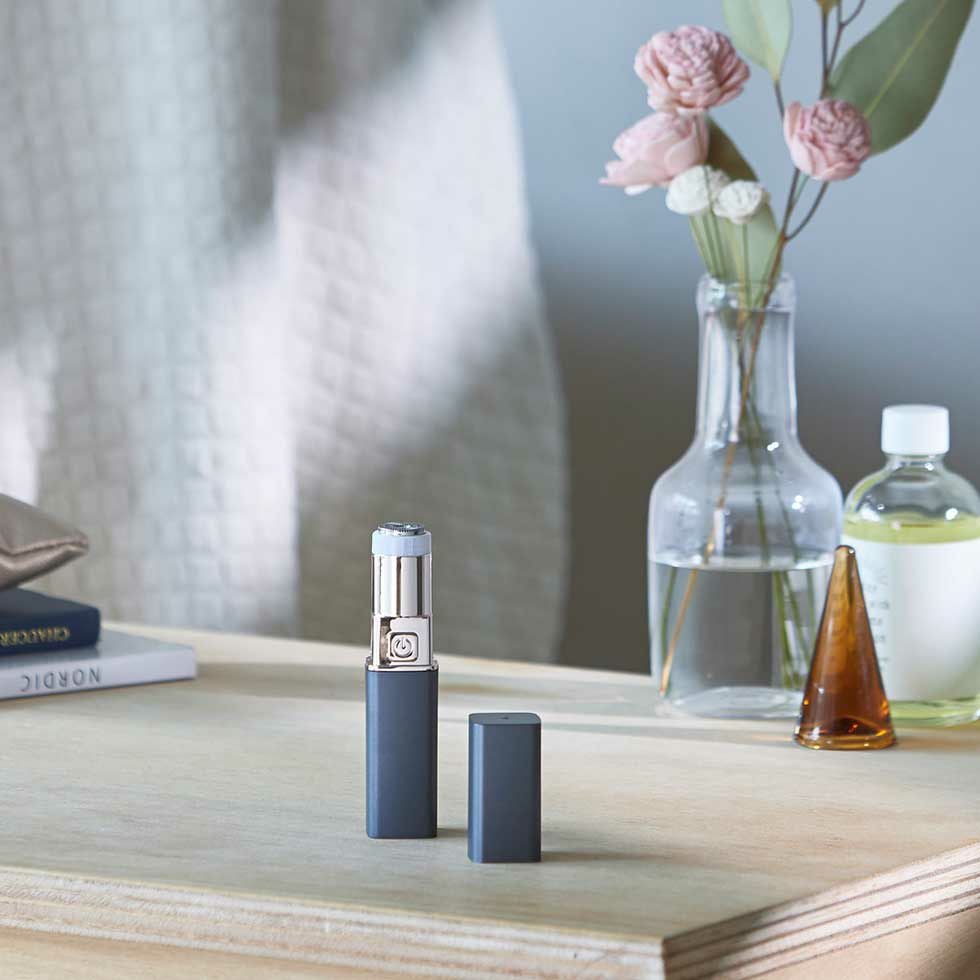 乾電池式フェイスシェーバー KLC-0780 | コイズミオンラインショップ